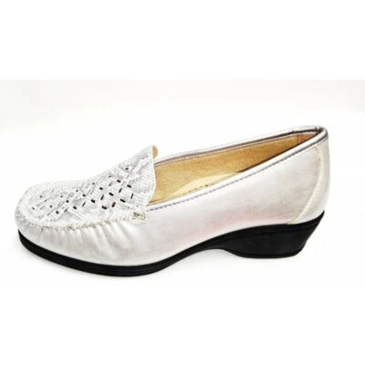 Mocasín piel argento calado ancho especial, plantilla anatómica extraíble, cuña  - Imagen 1 de 2