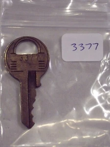 Master Lock Key # 3377 Lucchetto di Ricambio Divertimento Distributore Juke Slot Arcade - Foto 1 di 1