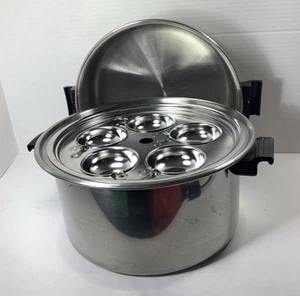 Vintage Flavorseal Cory Pluramelt 6 qt forno olandese vassoio uova sottopiano pentola stock - Foto 1 di 9