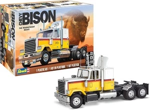 Revell Monogram, Chevy Bison, 1:32 Scale model kit - Picture 1 of 8