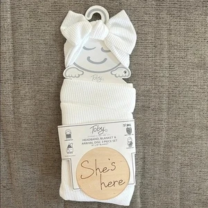 NEW 3 Pc Baby Girl Swaddle Set Floral Blanket Headband & Birth Disk - Picture 1 of 1