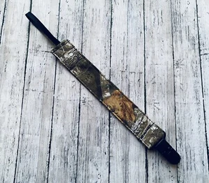 Woodland Camouflage Pacifier Clip Baby - Picture 1 of 3