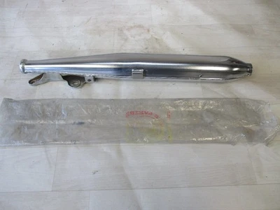 Silenciador izquierdo genuino Honda C92 CB92 NUEVO EN STOCK Foto 1 de 4