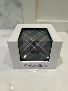 Calvin Klein Men's Tie NEW IN BOX - Picture 1 of 3