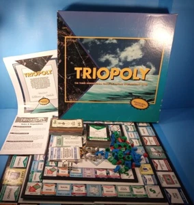 Juego de Mesa Triopoly Edición Inaugural (1997, Reveal) Completo 3 Niveles Monopoly - Imagen 1 de 13