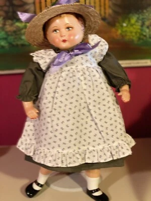 Antica Bambola Cartapesta e Paglia e Composizione Restaurata  Doll Vintage - Immagine 1 di 4