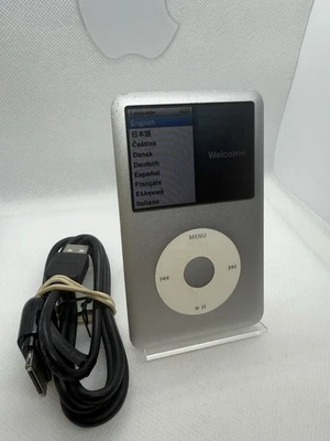 Apple Ipod Classic 7ª Generazione Argento Grigio 160GB Usato A1238 Mp3 #129 - Immagine 1 di 4