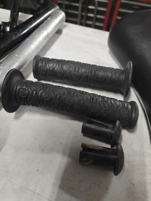 Рукоятки Mid School Bmx Schwinn Xs Race Freestyle - Изображение 1 из 2