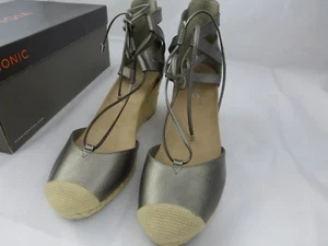 Vionic Gray Leather Dress Shoes - size 10 New - Picture 1 of 5
