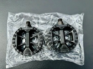 NOS KKT Lollipop 🍭 Pedals Black 9/16 Old School BMX Mongoose Torker Hutch CW - Picture 1 of 8