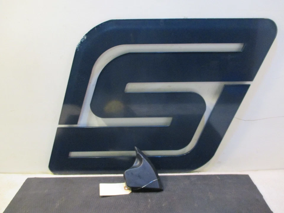 2010 Honda Fit Sport OEM Right Passenger Front Inner Mirror Plastic Cover - Image 1 of 1