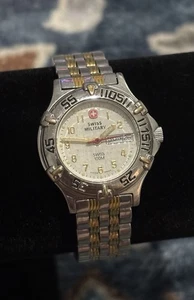 Swiss Military Vintage Ladies 2 Tone Watch DOESNT WORK - Picture 1 of 9