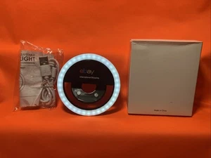 eBay Clip-On LED Selfie Anneau Lumière Luminosité Réglable Rechargeable Swag Promo - Photo 1 sur 4