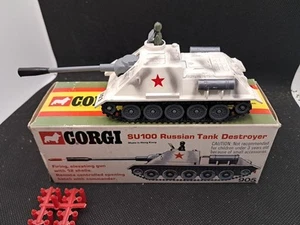 Destructor de tanques ruso Corgi 905 Su100 de colección con caja y proyectiles para disparar. - Imagen 1 de 6