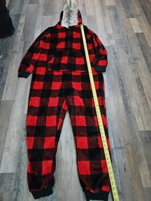 Pijama Holiday Time de una pieza rojo a cuadros con capucha felpa polar talla XL Foto 1 de 4