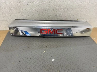 GMC Terrain 2011-2015 puerta trasera puerta levadiza acabado cromado moldura cámara OEM C5583 Foto 1 de 4