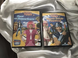 Posten: 2 Lazy Town Region 1 DVDs Sport Süßigkeiten Festival neuer Superheld 2006 Nick Jr - Bild 1 von 2