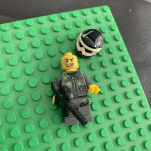 LEGO Paintball Player col153 Minifigure. Collectable Series 10. CMF - Picture 1 of 2