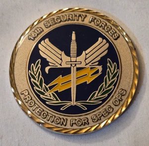 US Air Force 16th Security Forces Special Operations AFSOC Challenge Coin - Foto 1 di 4