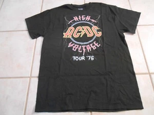 SIZE MEDIUM AC/DC BRAND 1976 HIGH VOLTAGE TOUR CONCERT BAND TEE SHIRT ROCK ROLL - Picture 1 of 6
