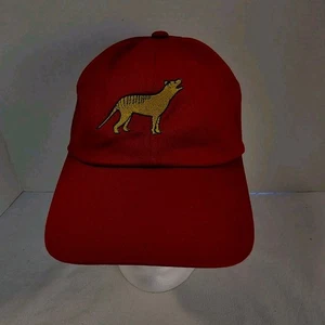 Nuevo Sin Etiqueta Tasmanian Devil Thylacine Rojo Gorra de Baile Sombrero Ajustable - Imagen 1 de 9