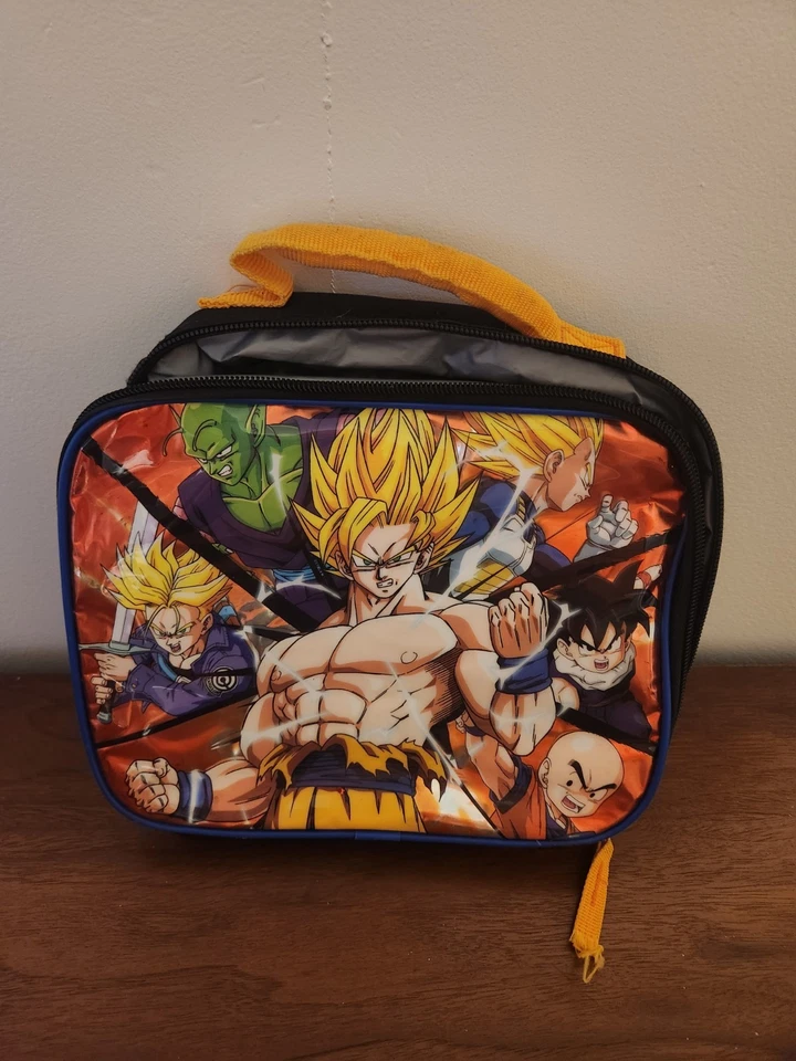 Lonchera aislada de lados suaves Dragon Ball Z Anime Bioworld Foto 1 de 4