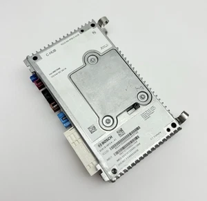 0281B10FC4-01 BOSCH C-HUB CONTROLLER MODULE - Picture 1 of 8