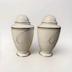 Noritake Platinum Wave Salt & Pepper Shakers Modern Classic Porcelain Excellent - Picture 1 of 3