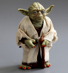 High Quality Star Wars Yoda PVC Toys Dolls Cinnabar Action Figures 4.7"/12cm