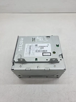 2011 VAUXHALL ASTRA J RADIO STEREO CD PLAYER HEAD UNIT 22800670  - Image 1 of 4