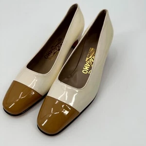Salvatore Ferragamo Pump Heels Womens 5.5 Gold White Classic Fit Patent Leather - Picture 1 of 9