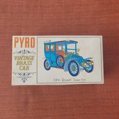 1967 Pyro Model Kit 1906 Renault Town Car Vintage Brass Car 1:32 Scale Complete - Image 1 of 4