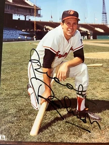 BROOKS ROBINSON BALTIMORE ORIOLES MLB SIGNED VINTAGE 8 X 10 COLOR PHOTO - Picture 1 of 2