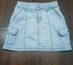 Cat & Jack Girls Denim Cargo Skirt Size Medium 8 - Picture 1 of 4