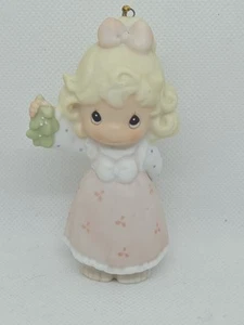 Precious Moments Ornament Figurine Girl From Head to Mistletoe 1995 Christmas - Picture 1 of 5