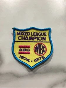 Parche de colección ABC WIBC campeón de liga mixta 1974-75 premio de bolos - Imagen 1 de 2
