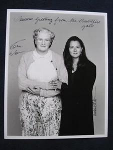 ORIGINAL BLACK & WHITE MRS. DOUBTFIRE PHOTO SIGNED by ROBIN & MARSHA WILLIAMS - Picture 1 of 3