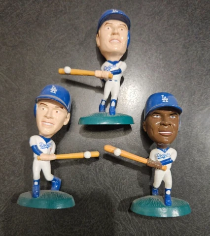 LA Dodgers 3 little statues - Green, Beltre and Karros - very cute see photos Cover