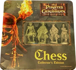 Juego de Ajedrez Vintage Disney Piratas del Caribe Cofre del Hombre Muerto Completo - Imagen 1 de 7