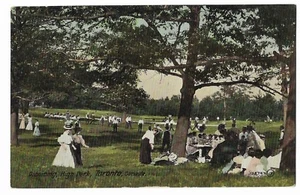 Vintage Postcard Picnicing, High Park, Toronto, Canada - Picture 1 of 2