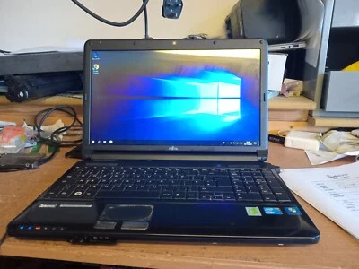 Fujitsu Lifebook A series  intel core i3-1st gen @2.13 Ghz 4GB Ram NO HDD  (991) - Image 1 of 4