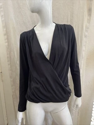 Pullover BANANA REPUBLIC Negro Lavado a Arena Modal Tejido Imitación Envoltura Manga Larga Talla XS Foto 1 de 4