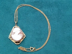 17" Gold Fill Necklace w. Unusual GF Cameo Face Rear Opening Locket: 1.25" x 1" - Picture 1 of 10