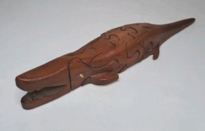 3D Jigsaw Wooden Alligator Brain Teaser Animal Puzzle Figurine 10.5" Long - Picture 1 of 10