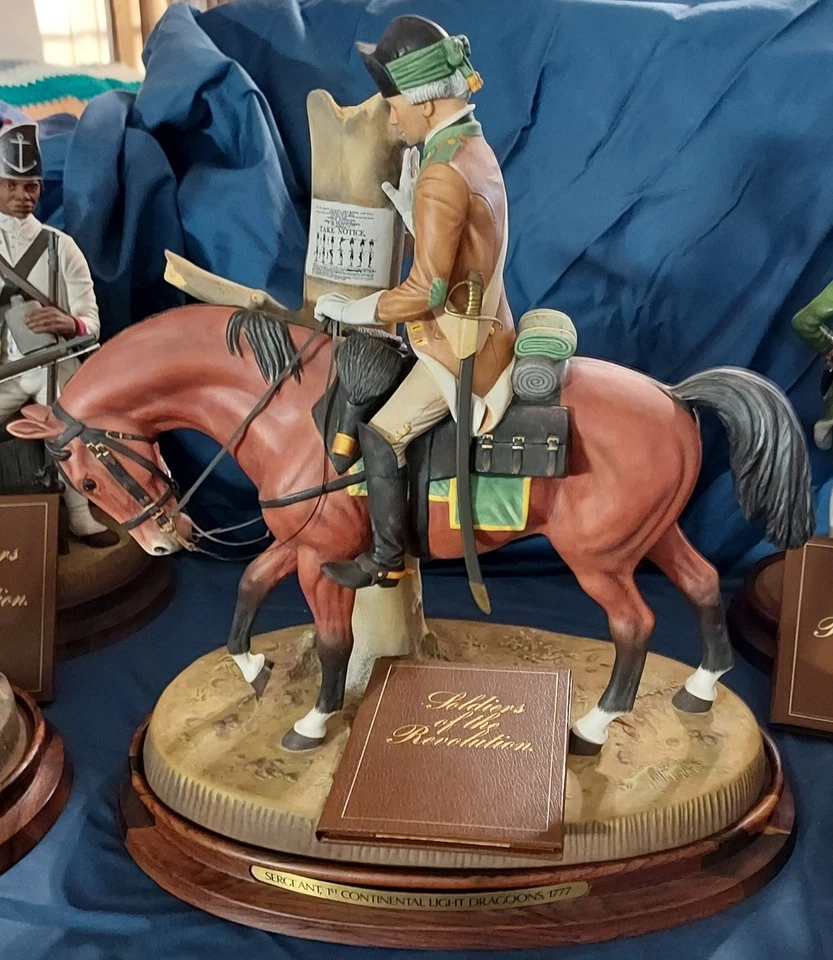 Royal Doulton Williamsburg Soldiers Sergeant Virginia 1st Regiment - Image 1 of 4