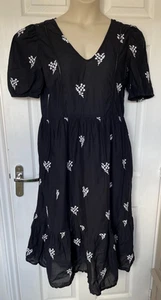 George Size 14 Black Brodie Floral Embroidered Midi Dress - Picture 1 of 8