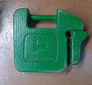 JOHN DEERE SUITCASE 40LB WEIGHT OEM #R66949 LAWN TRACTOR ADVERTISING - Picture 1 of 7