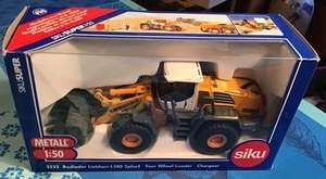 Siku Super 3533 1:50 Liebherr R580 2plus2 Four Wheel Loader Boxed - Picture 1 of 5