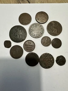 Lotto Monete Regno Napoli, Italia, San Marino, Inghileterra Stato Pontificio - Foto 1 di 2
