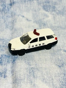 Epoch Capsule MTech 1:72 Subaru Legacy Touring Wagon Toy Security/Patrol Car - Picture 1 of 7